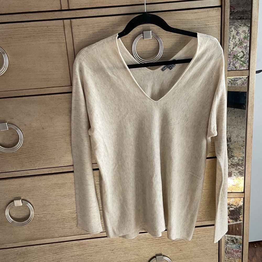Vince Light Beige Knit cashmere blend Top; size L